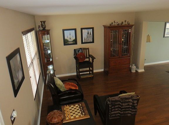 4th image of 2609 Moutray Ln
