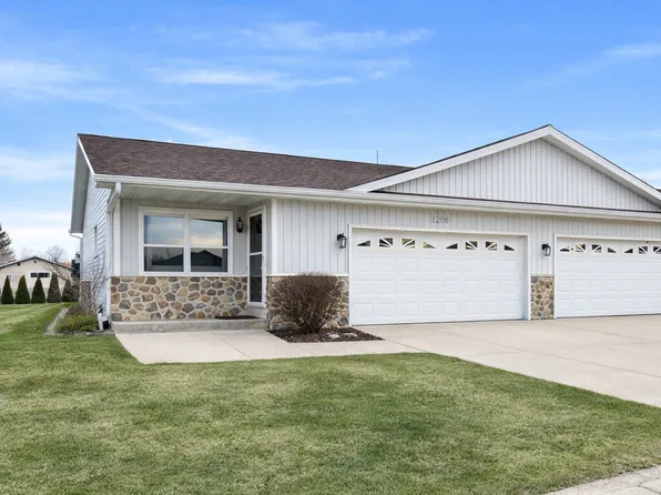 1206 5th St, Kewaunee, WI 54216
