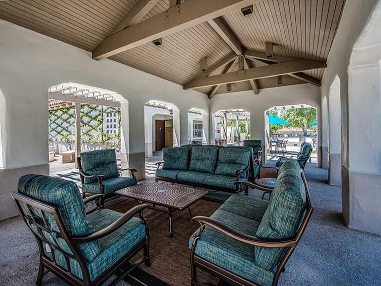 20891 Porter Ranch Rd — Photo 55