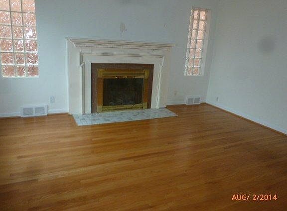 4th image of 19188 Mallina St