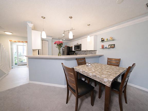 3rd image of 166 Timberwalk Trail