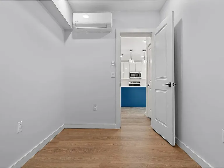 55 Atunxis Ave #29 — Photo 118