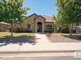 3205 Fairfield Ln, Midland, TX 79705