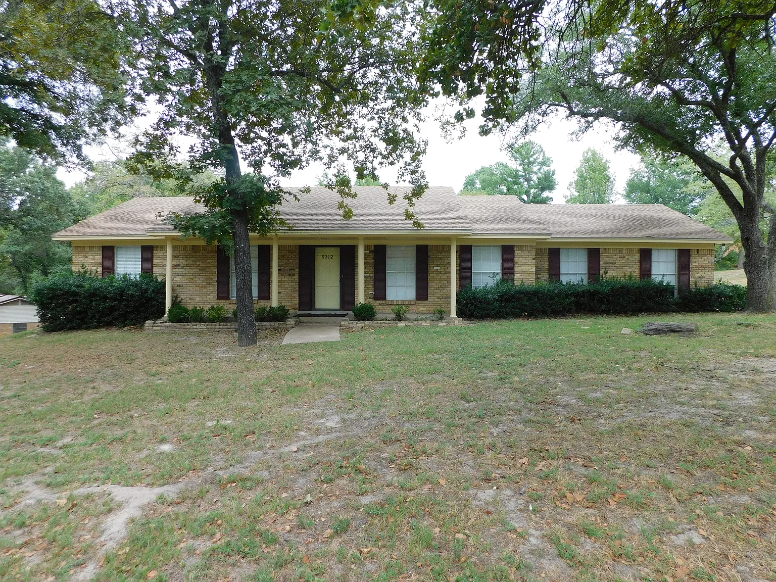 4 bed, 1700 sqft, $1,900 — Photo 2