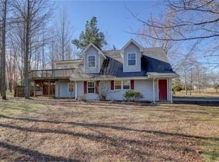 2600 Lake Rd, Woodlawn, TN 37191