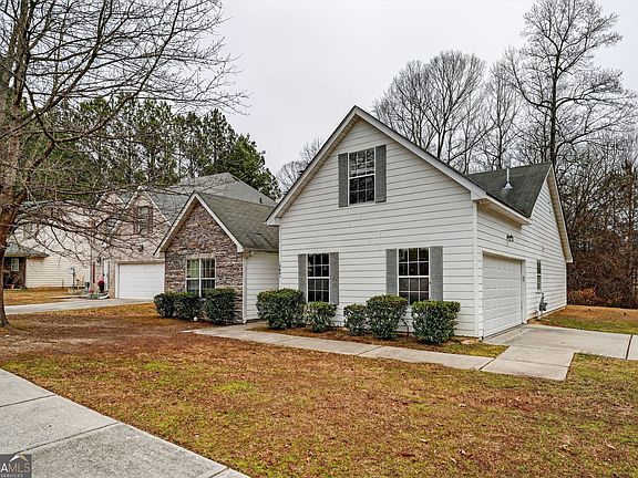 2nd image of 2321 Creel Rd