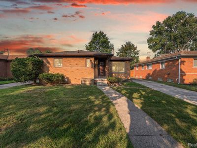 20821 Kenosha St, Oak Park, MI, 48237