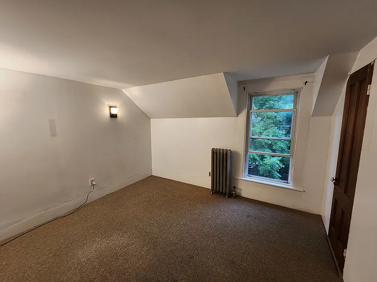 11 Prospect St — Photo 20