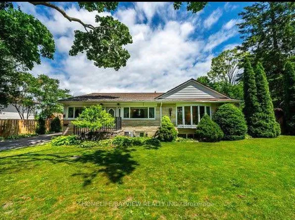 3 Stapleton Dr, Whitchurch Stouffville, ON L4A 2Z3