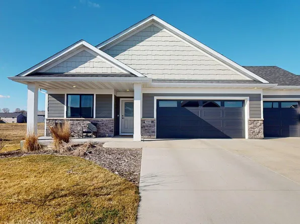 2018 Douglas Trail Dr, Pine Island, MN 55963