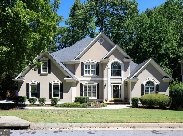 625 Rain Willow Ln, Johns Creek, GA 30097