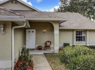 6 Woodston Ln, Palm Coast, FL 32164