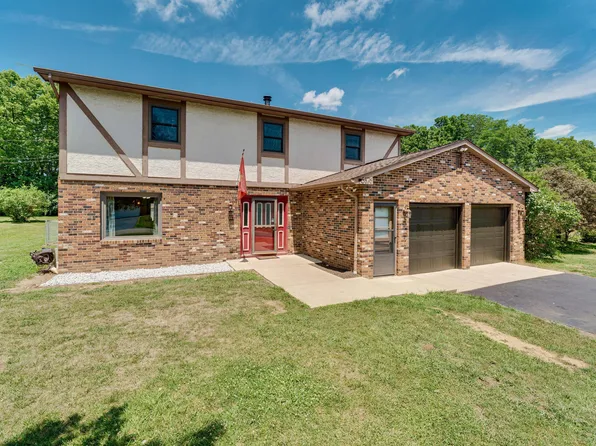 5876 Meadow Ridge Ct, Grove City, OH 43123