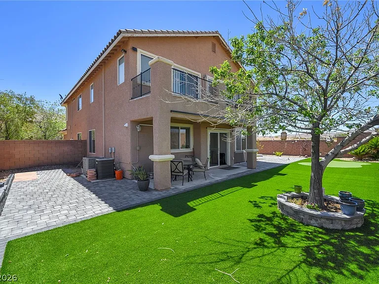 10391 Montes Vascos Dr — Photo 23