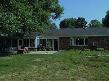 2nd image of 9063 W Robin Rd