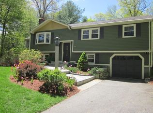 71 Neck Hill Rd, Mendon, MA 01756