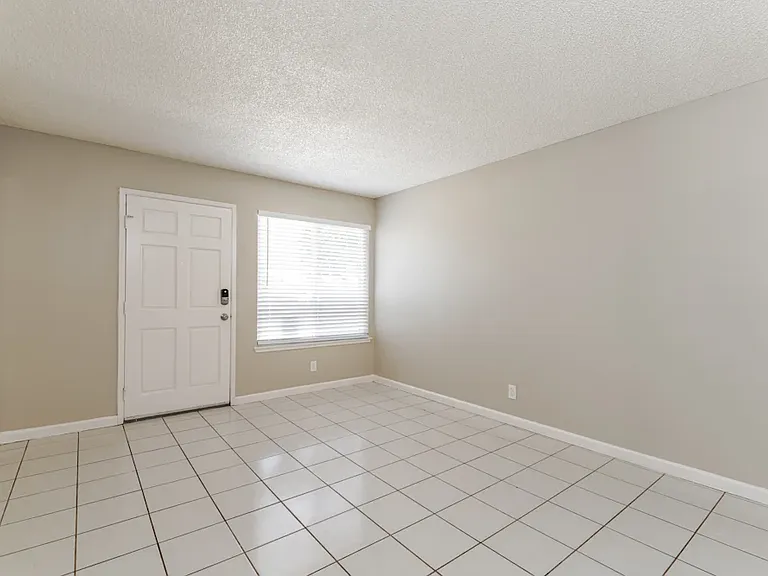 3983 Avante Way — Photo 2