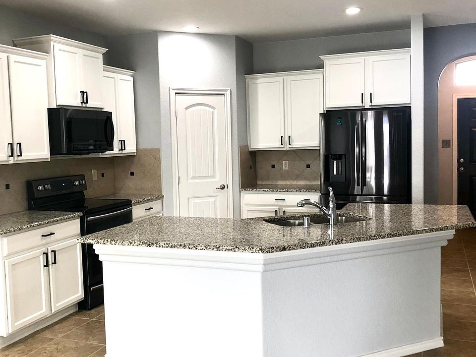 2nd image of 5200 Mountain View Dr