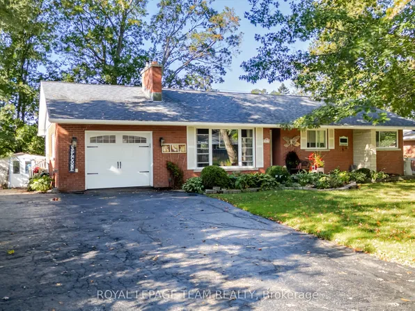 107 Peacock Cres, Mississippi Mills, ON K0A 1A0