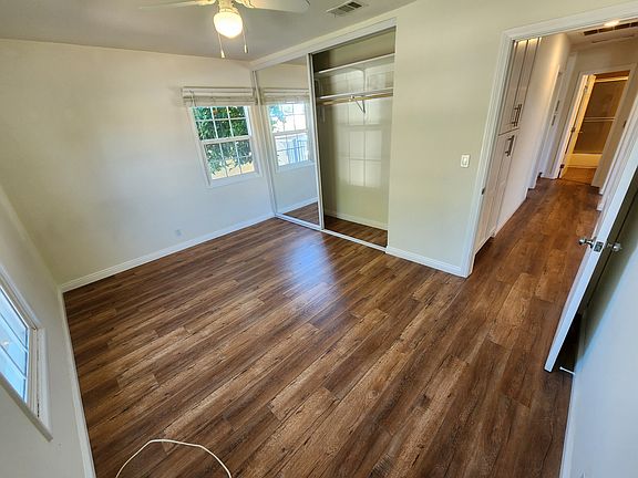 5th image of 7637 Shadyglade Ave