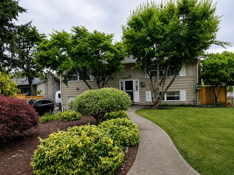 4043 Alturus St W — Photo 1