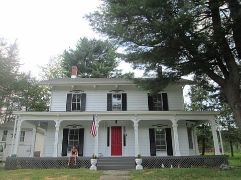 1st image of 366 Lacey St
