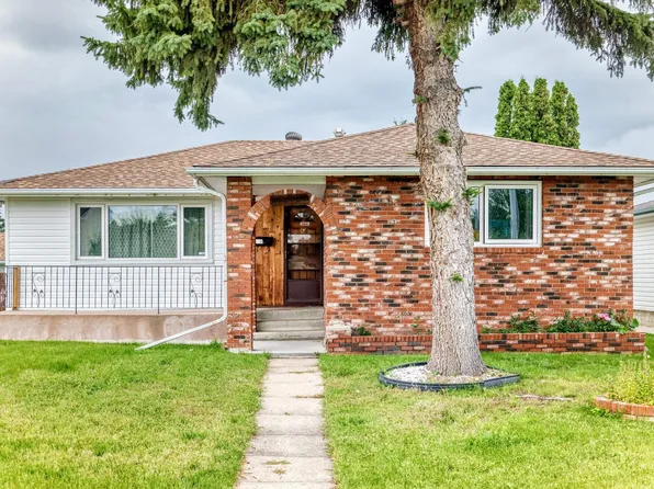 15020 88th St NW, Edmonton, AB T5E 5T5