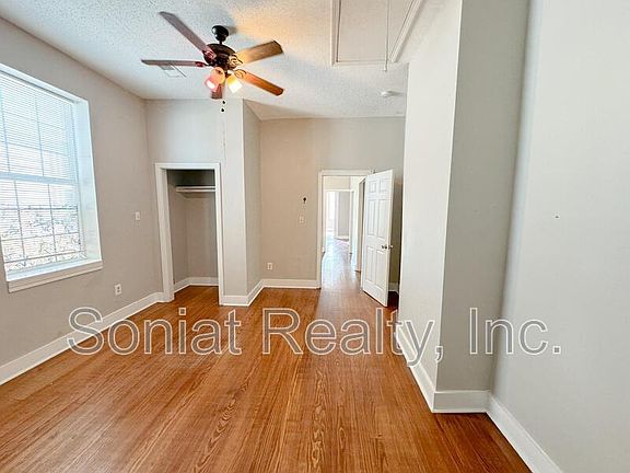 2nd image of 1610 Saint Anthony St