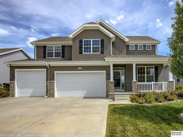 8025 N 172nd St, Bennington, NE 68007