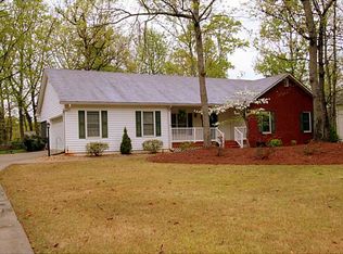 5592 Frontier Walk Ln, Buford, GA 30518