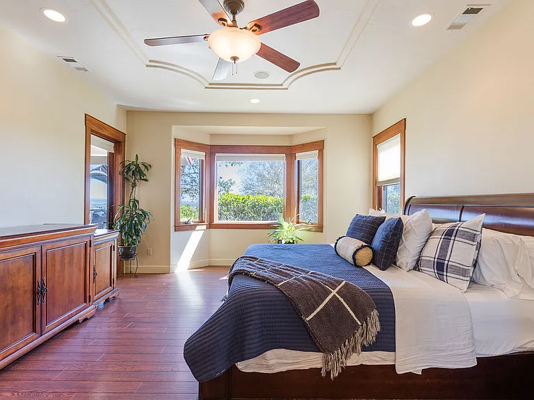 6525 Straw Ridge Rd — Photo 14