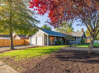 3804 Peppertree Dr, Eugene, OR 97402