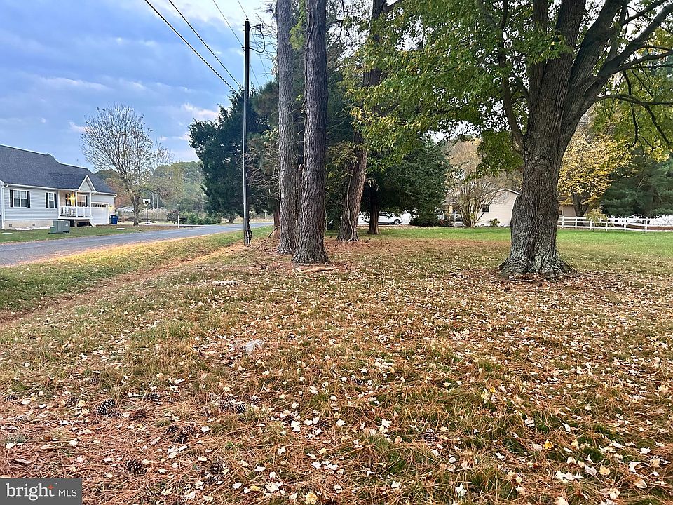 1st image of 44925 Shore Dr