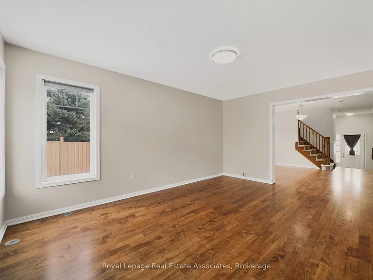 34 McCandless Ct — Photo 7