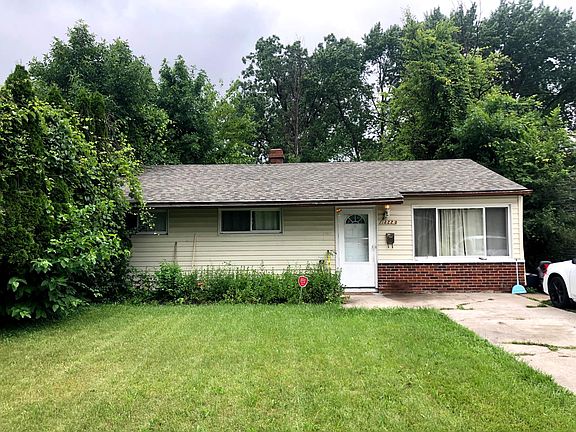 2nd image of 13220 Lyons Ave