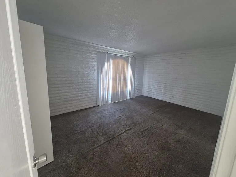 4919 W Glenn Dr — Photo 10