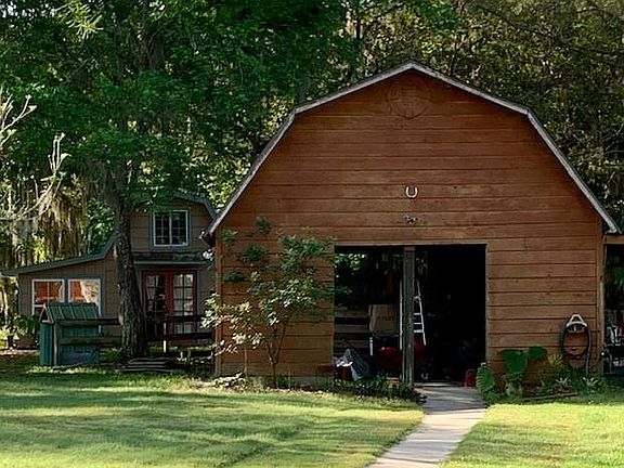 3rd image of 1142 Volco Rd
