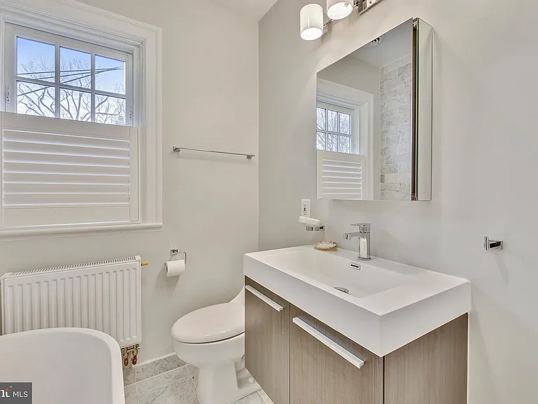 3515 Bradley Ln — Photo 21