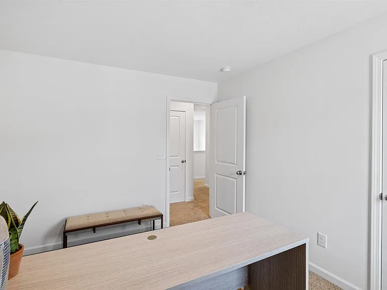 8685 Leeanna Brooke Ln — Photo 11
