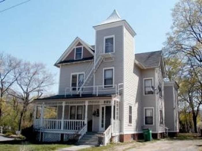 1st image of 26 High St