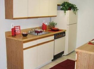 2117 Glencoe Hills Dr APT 11, Ann Arbor, MI 48108