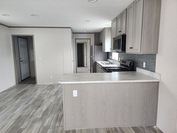 5th image of 49691 Trafalgar Ct #352