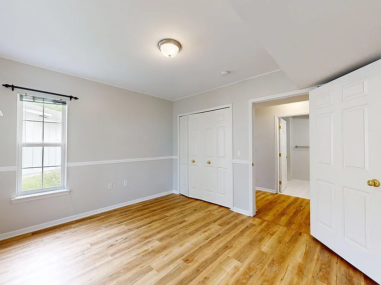 2718 S Knightsbridge Cir — Photo 14