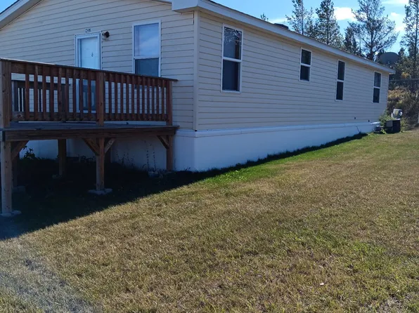 240 G St, Dickinson, ND 58601