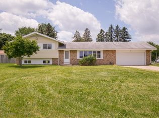 6010 S Waverly Rd, Lansing, MI 48911