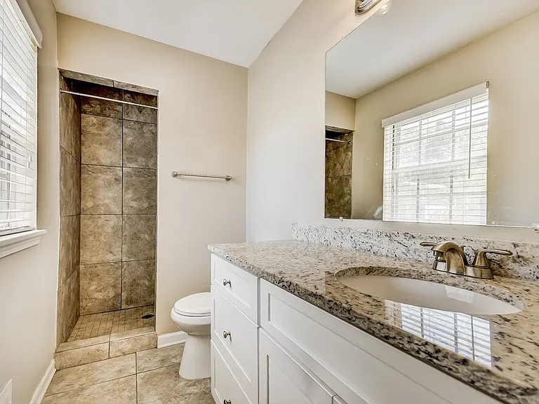 1760 Sonia Dr — Photo 15