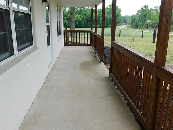 4th image of 529 Old Mount Olive Hwy