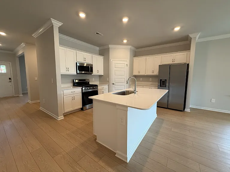 204 Cobbdale Park Dr — Photo 16