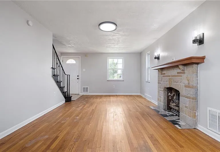 321 Arlington Ave — Photo 20