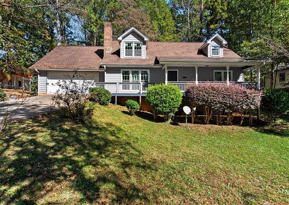 1st image of 457 Casey Ct